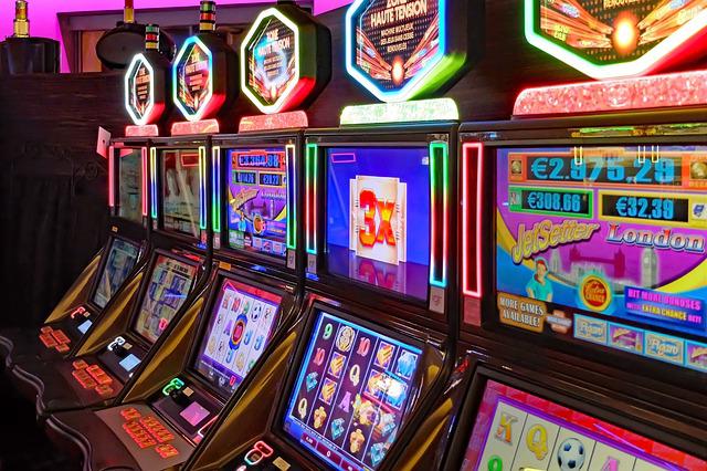 Play 10 Slot Games Improve Online Bet Games In Gacor