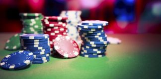 Look At The Major Reasons For Players Choosing To Play Poker Online